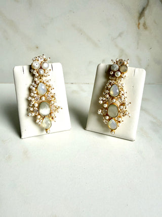 Chandni Oplaite & Grey Earrings