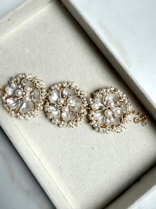 Chunky Pearl Flower Bracelet