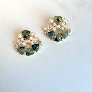 Suman Prehnite 3 Clover Statememt Studs