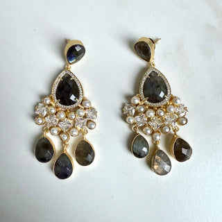 Sonya Black Earrings