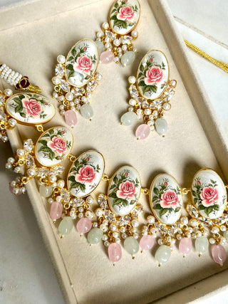 PhoolRani फूलरानी Choker Set