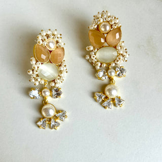 Selma Pearl Earrings