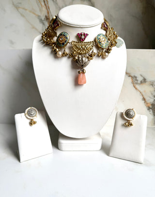 Heeraa Set