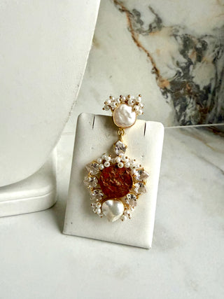 Amber Noor Pearl Orange Choker Set
