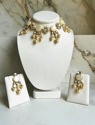 Iyzah Mirror & Pearl Drop Set