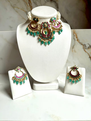 Safa Emerald Green Crystal Set
