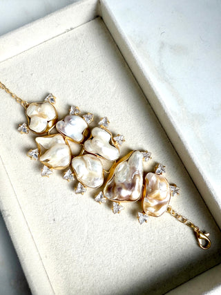 Chunky White Pearl Bracelet