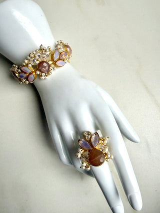 Moonstone Stone & Pearl Haath Phool (Bracelet with Ring)