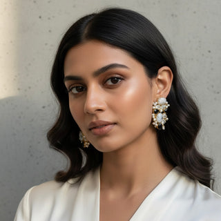 Noorie White/Black Cluster Earrings