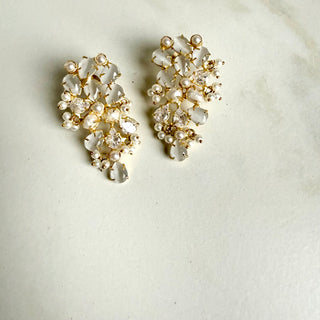 Lunéa White Crystal Drop Earrings