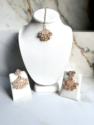 Saanvi Pink Tika Set