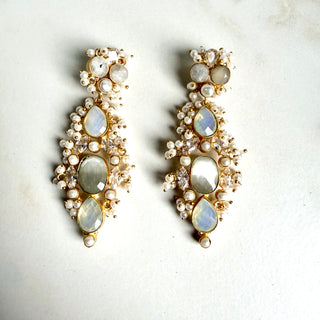 Chandni Oplaite & Grey Earrings