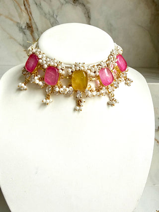Noor Pink & Golden Pearl Choker Set