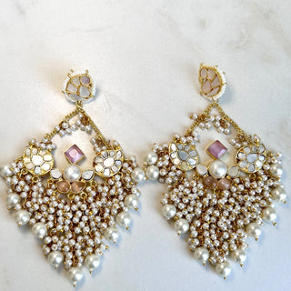 Meeraa Royal Statement Kundan Pearl Chandbalis