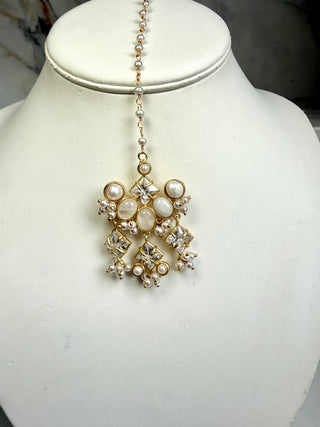 Mehrunisa White Crystal Tikka Set