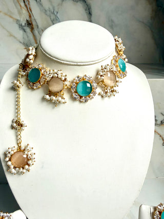 Noor-e-Aqua  Choker Set