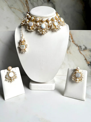 Luxury Pearl Choker Set