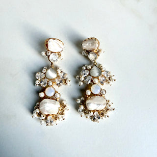 Bella Pearl Earrings