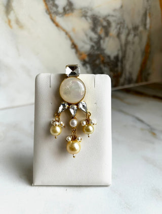 Iyzah Mirror & Pearl Drop Set