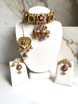 Heeraa Tika Set