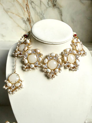 Aab-e-Noor White Set