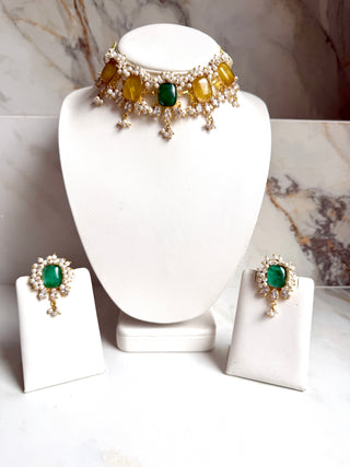 Zahra Emerald Citrine Pearl Choker Set