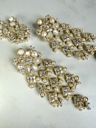 Mehrunisa White Crystal Tikka Set