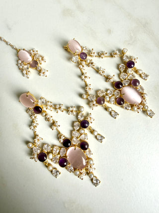 Aarohi Statement Pink & Plum Tika Set