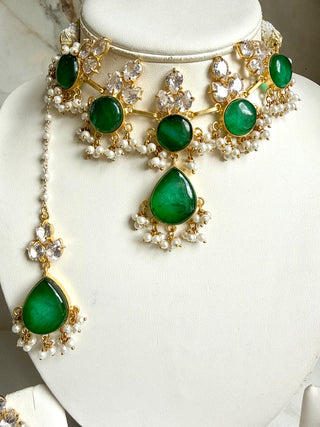 Zariya Emerald Pearl Choker Set