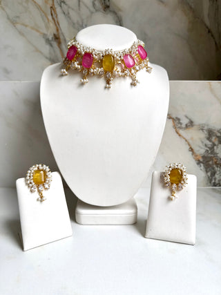Noor Pink & Golden Pearl Choker Set