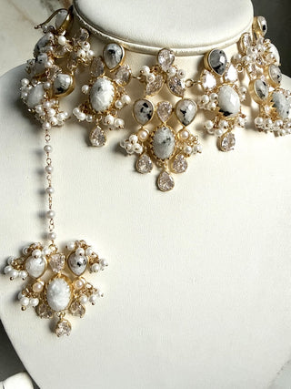 Rani Gulab White Choker