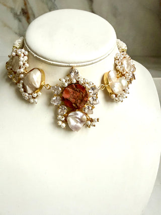 Amber Noor Pearl Orange Choker Set