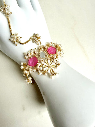 Gulabi Noor Pink Gemstone Pearl Haath Phool | Indian Hand Harness Jewellery