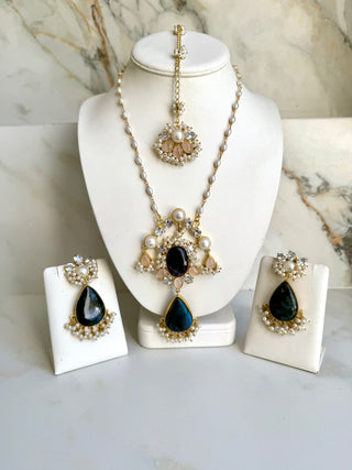 Labradorite Pendent Set