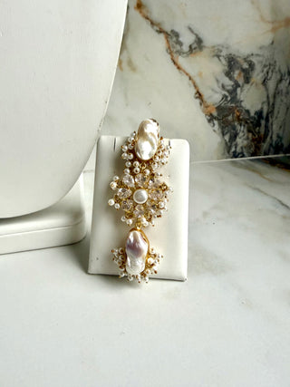 Jodhaa Pearl Tika Set