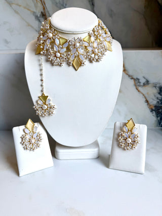 Mustard Royale – Statement Choker Set