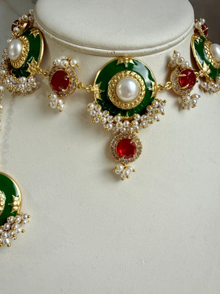Noir Emerald & Ruby Pearl Choker Set