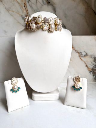 Neelam Pearl Choker Set