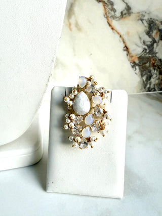 Crimson Ivory Set