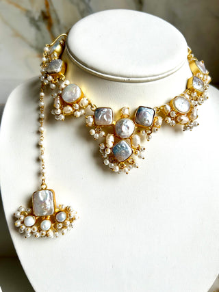 Faiza Pearl and Oyster Pearl Set