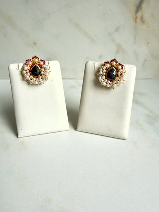 Meher Floral Labradorite Pearl Studs