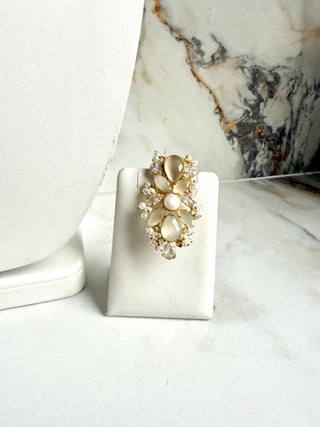 Afsana Selenite Choker Set