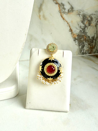 Noir Ruby Pearl Choker Set