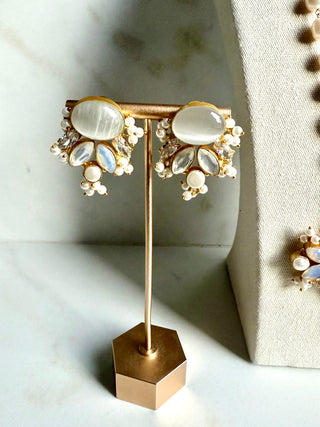 Chandrika – Moonlit Pearl Mala Set