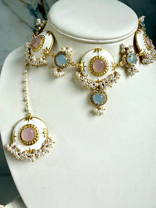Noir Pearl Choker Set