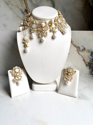 Amara Luxury Pearl Set