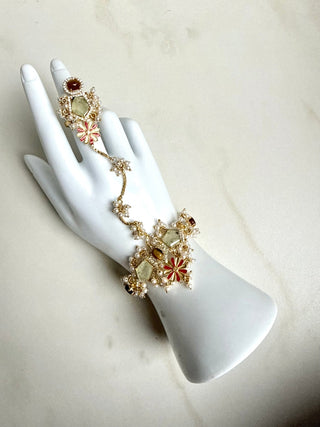 Gulabi Noor Prehnite Gemstone Pearl Haath Phool With Ring - Meeraa Jewels
