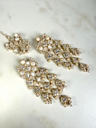 Mehrunisa White Crystal Tikka Set - Meeraa Jewels